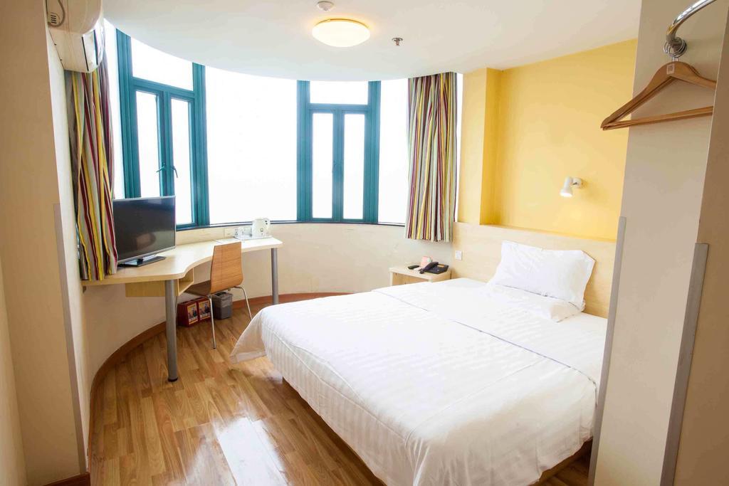 7Days Inn Zhuhai Hengqin Changlong Wanzai Port Værelse billede